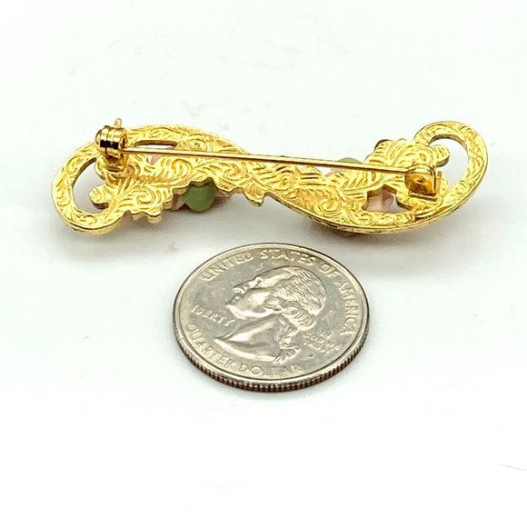 1928 Floral Flourish Bar Brooch, Vintage Romantic Lapel Pin with Bisque Roses - Picture 3 of 3